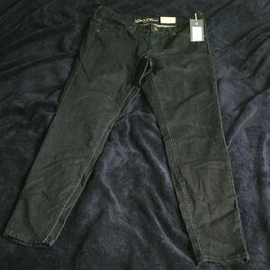Universal Thread Black Straight Leg Jeans